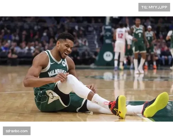 雄鹿字母哥因膝盖受伤无法出场，球队自2015-16赛季以来首次缺席季后赛